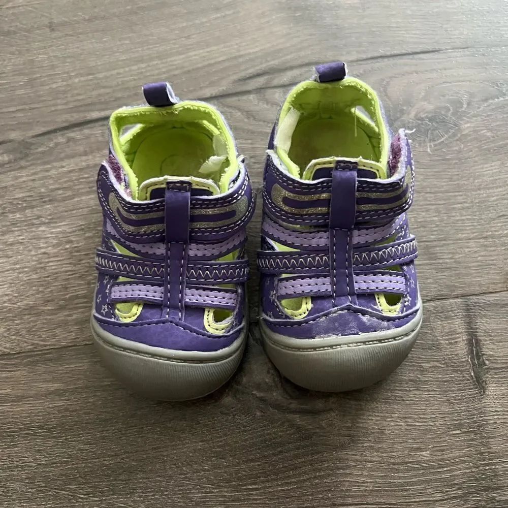 OshKosh Kids Size 2 Girls Water Outdoor Summer Shoes Purple / Neon Green / Gray